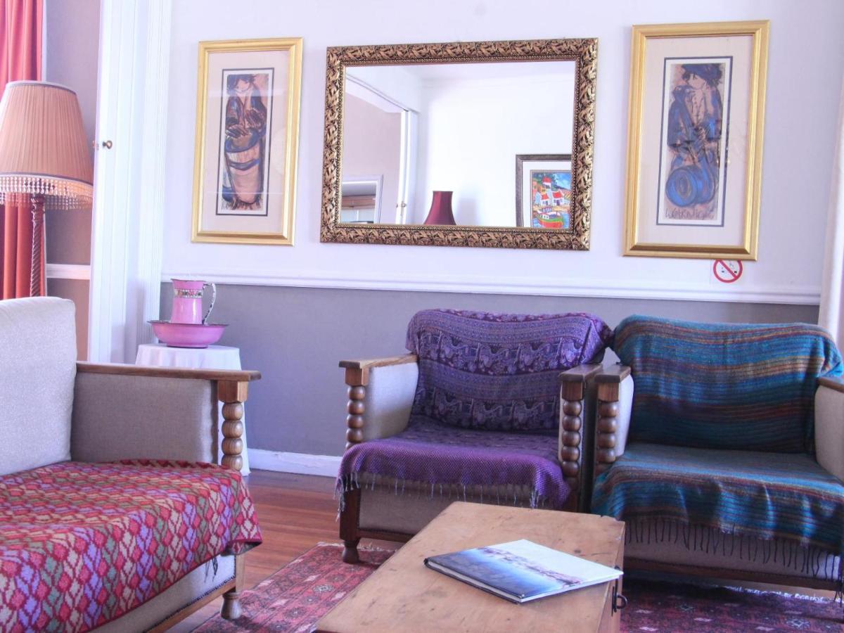 The Boston Guest House Белвилл Экстерьер фото