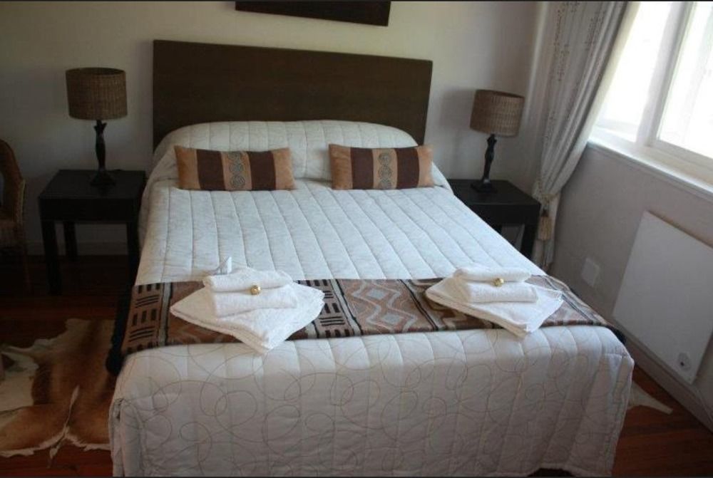 The Boston Guest House Белвилл Экстерьер фото